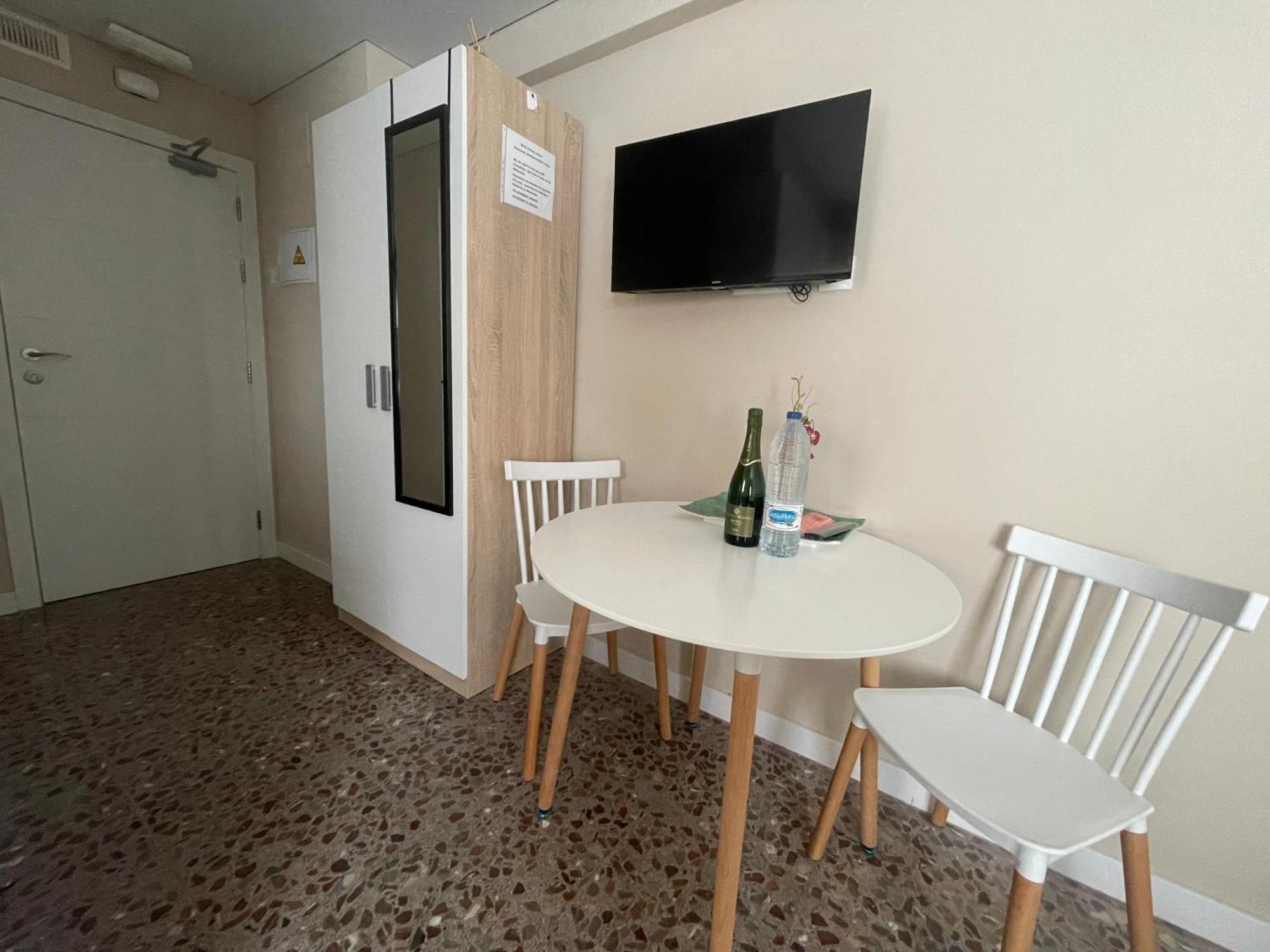 Apartamentos Belladorm Бенидорм Екстериор снимка