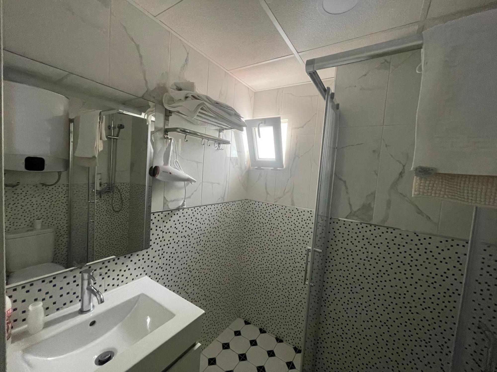 Apartamentos Belladorm Бенидорм Екстериор снимка