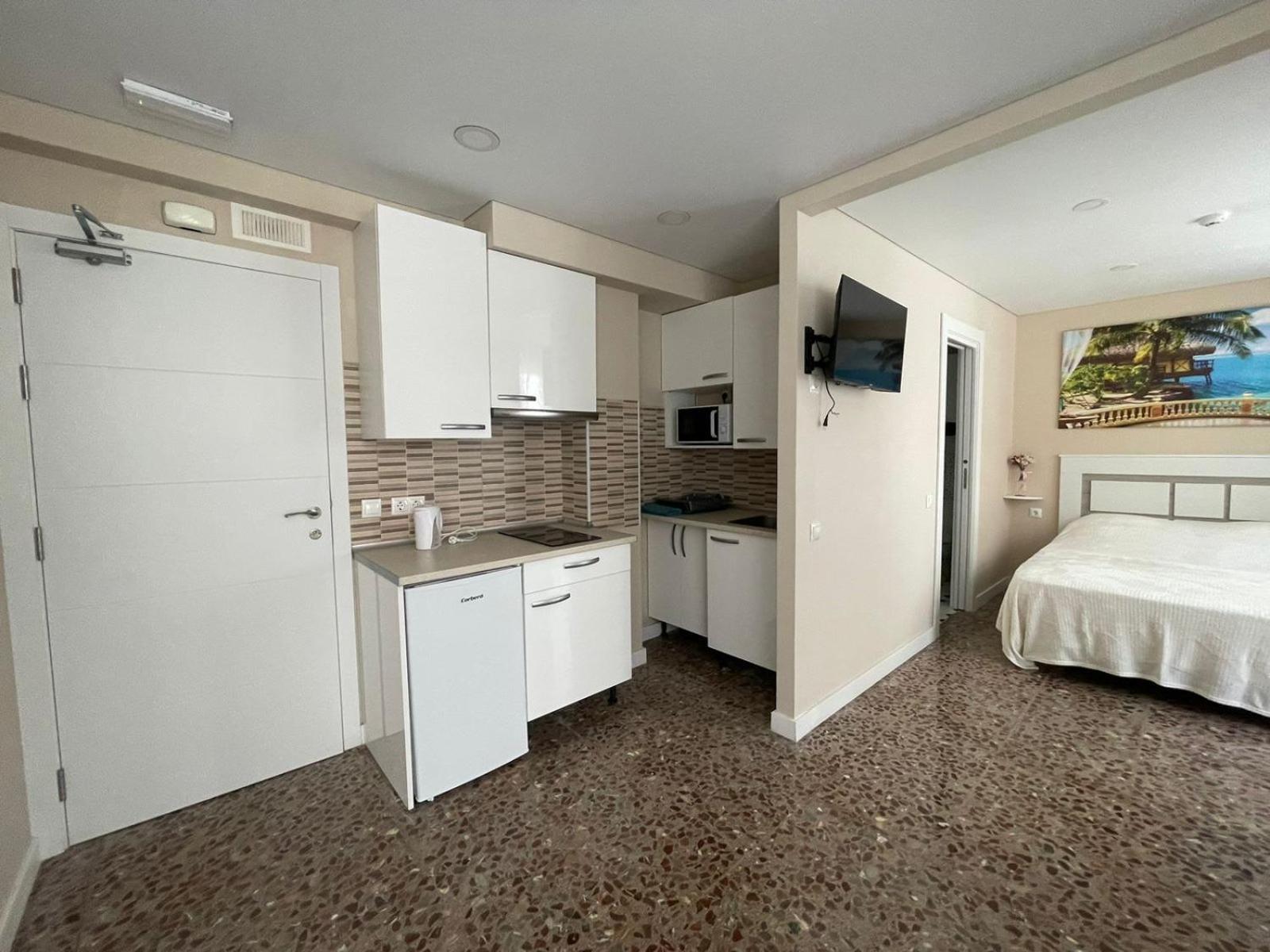 Apartamentos Belladorm Бенидорм Екстериор снимка