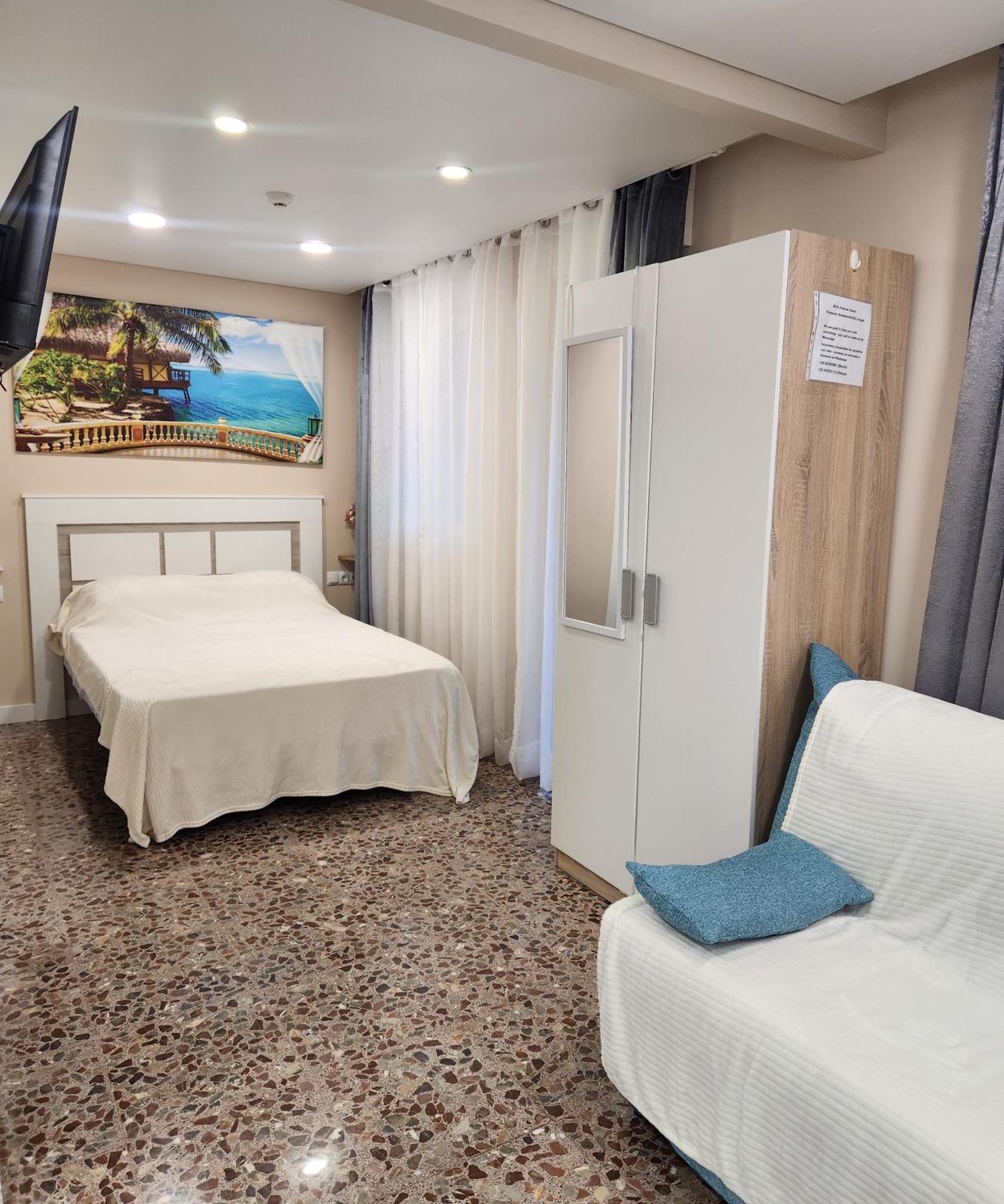 Apartamentos Belladorm Бенидорм Екстериор снимка