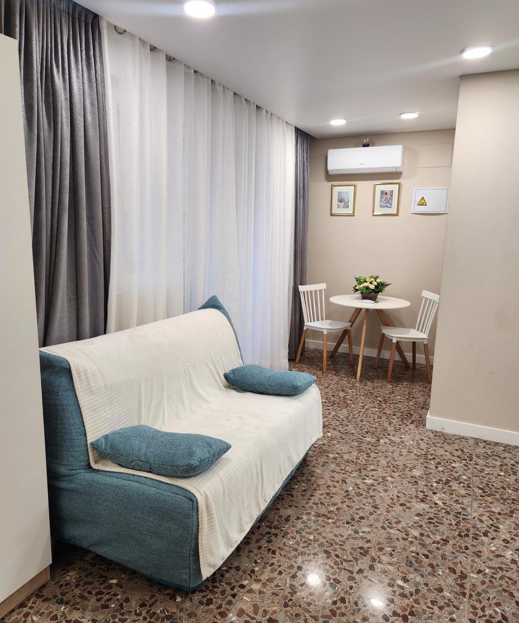 Apartamentos Belladorm Бенидорм Екстериор снимка