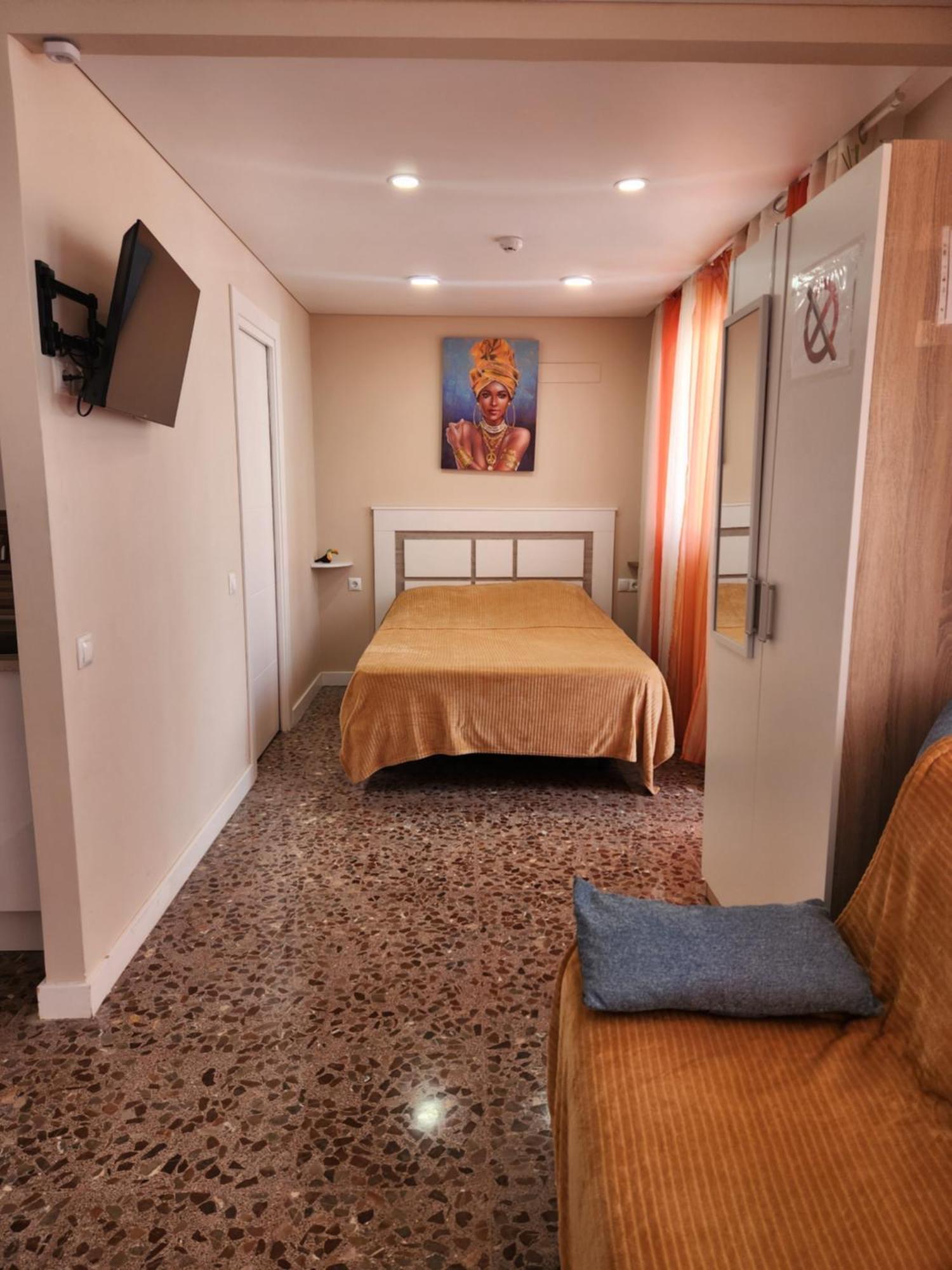 Apartamentos Belladorm Бенидорм Екстериор снимка