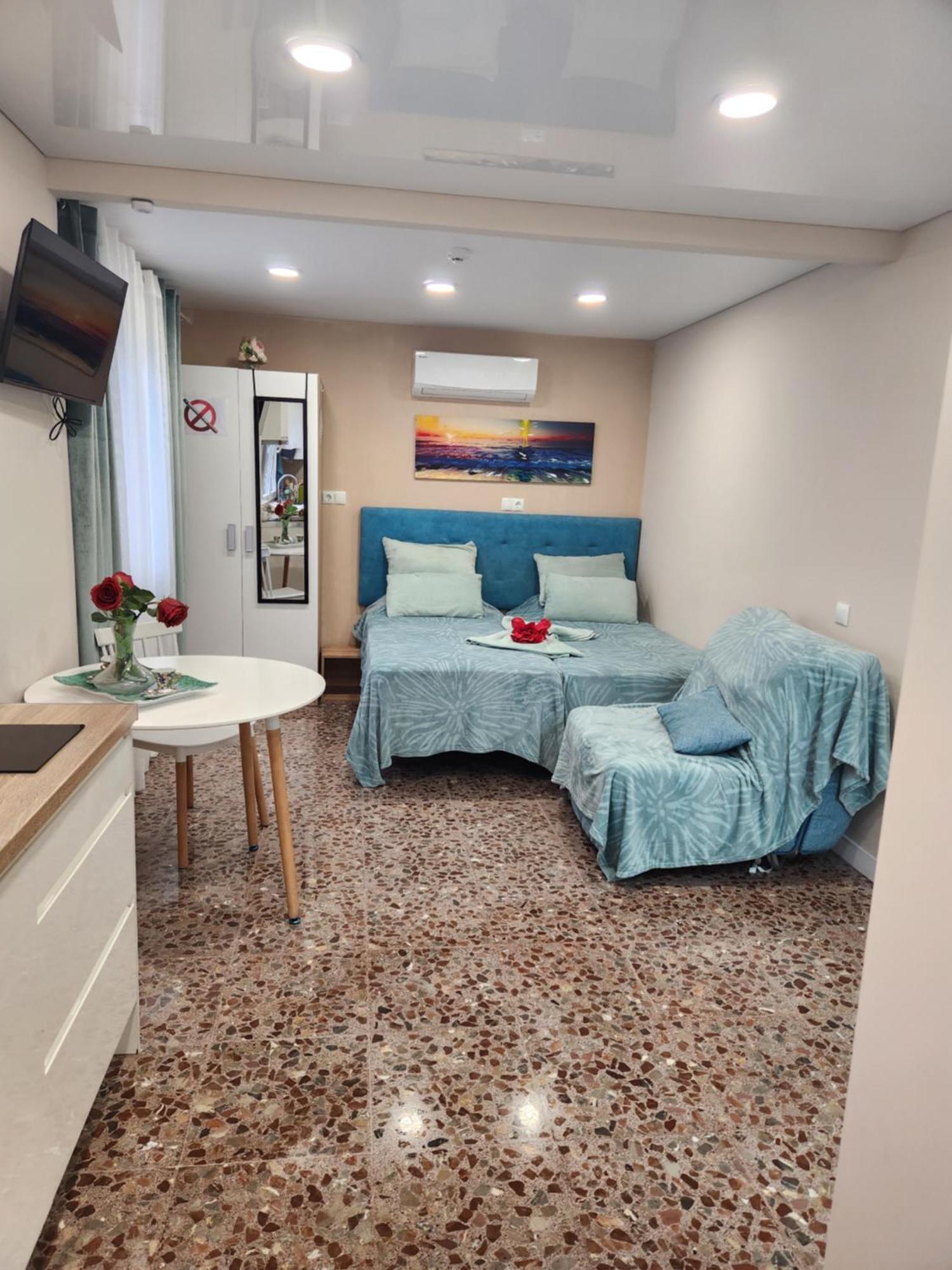 Apartamentos Belladorm Бенидорм Екстериор снимка
